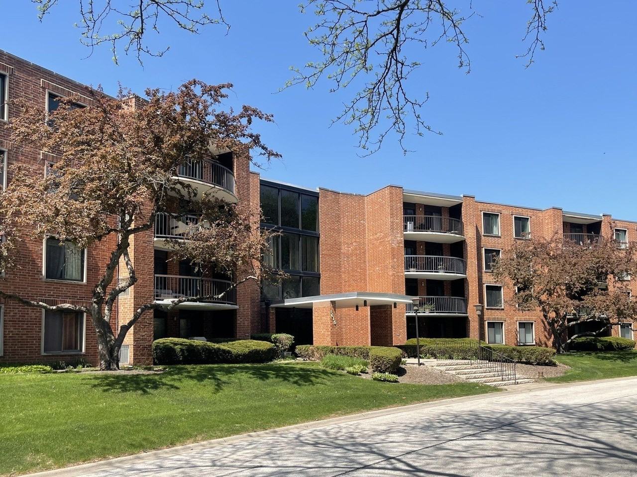 1615 E Central Rd #417C