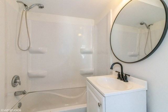 1803 Guion St - Photo 5 of 16