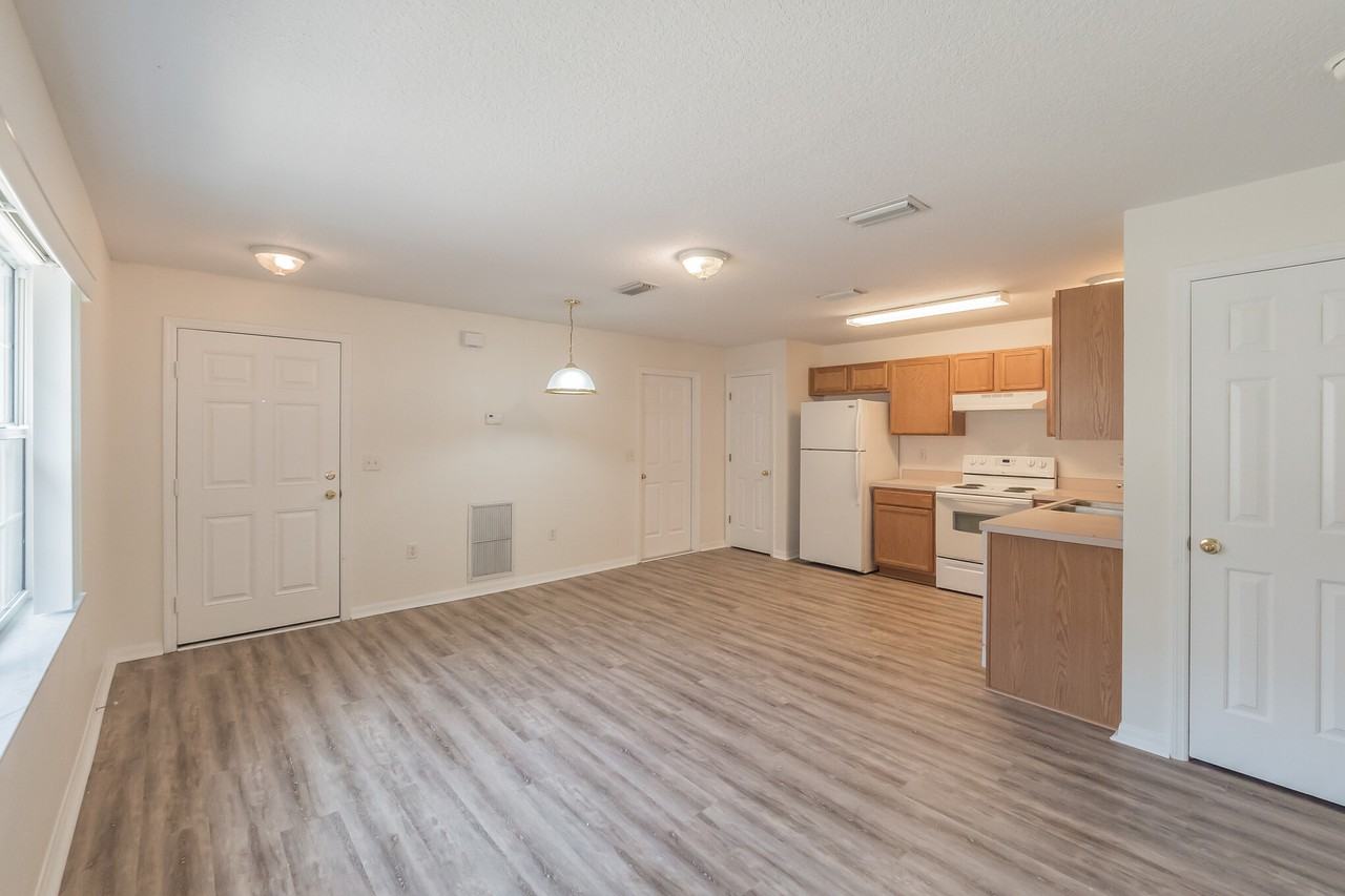 502 Paulling Dr #1 - Photo 4 of 10