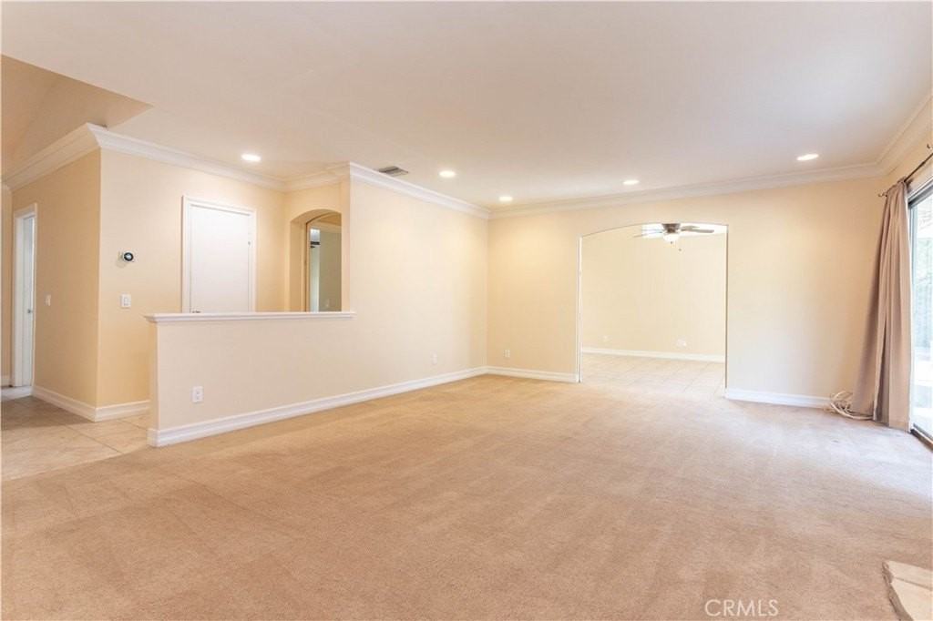 11761 Encino Ave - Photo 4 of 42