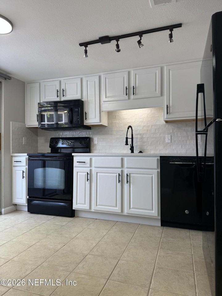 8880 Old Kings Rd #86 - Photo 2 of 35