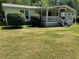 featured image of 113 Logan Creek Ln