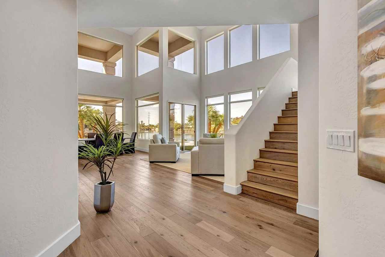 E Cochise Dr - Photo 3 of 14
