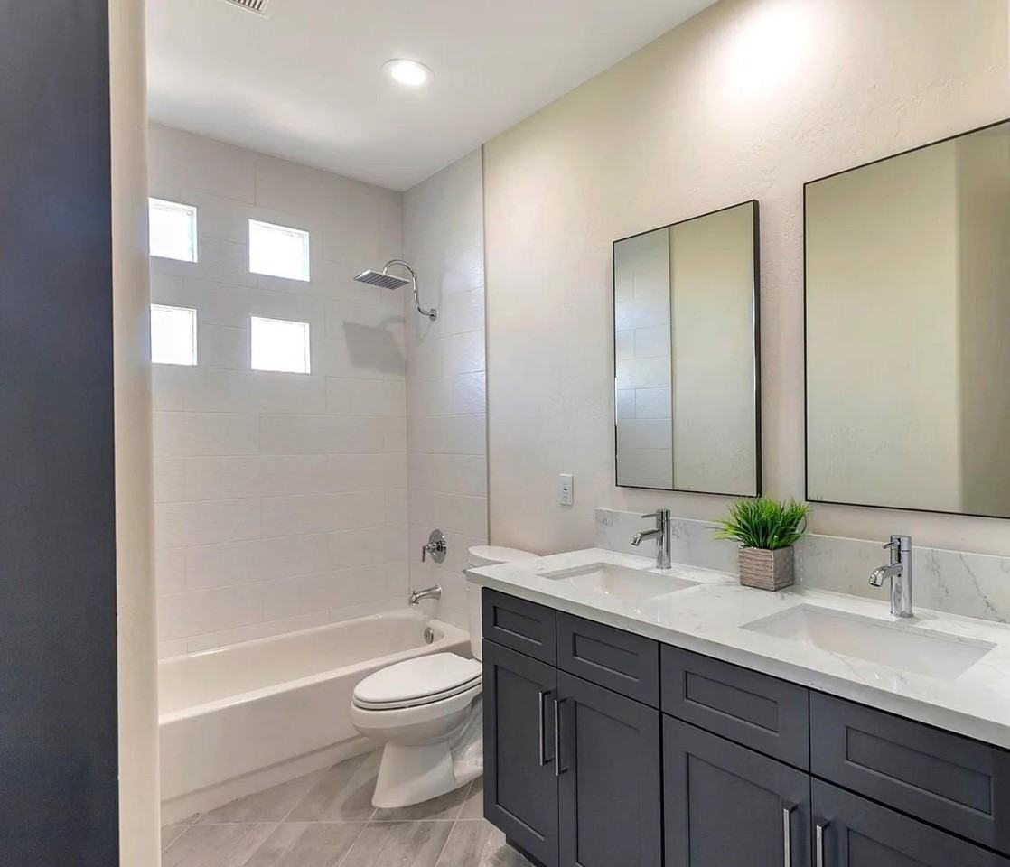 E Cochise Dr - Photo 6 of 14
