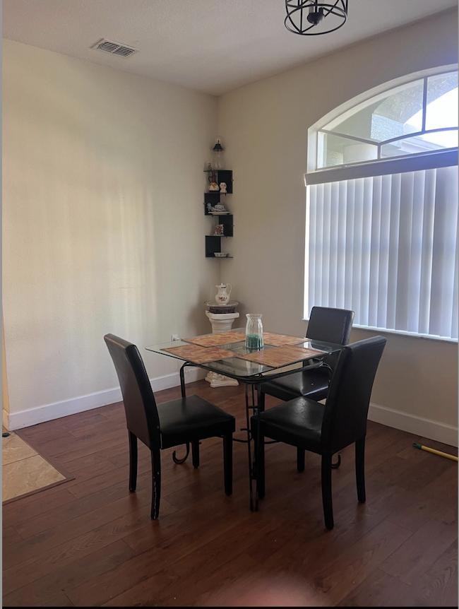 Blythe Ave - Photo 2 of 17