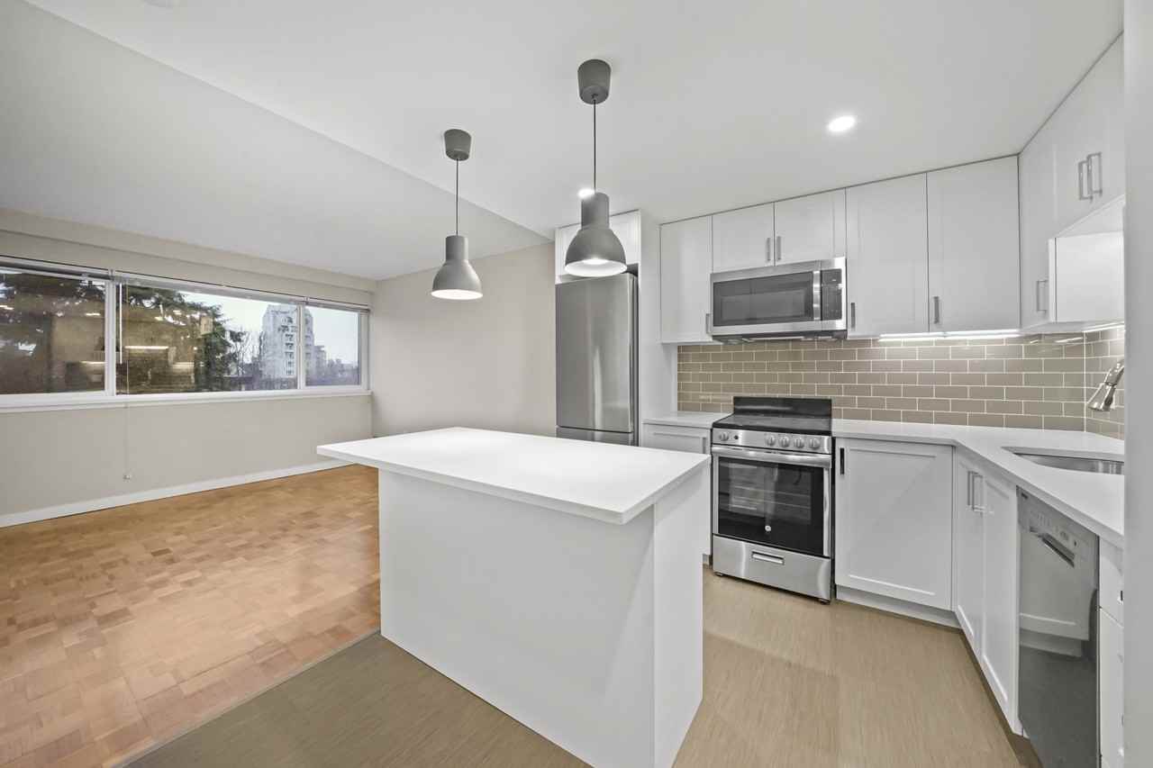 2910 Alder Street #403 - Photo 3 of 24