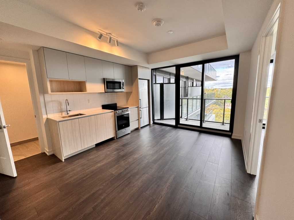 801 The Queensway #701 - Photo 7 of 13