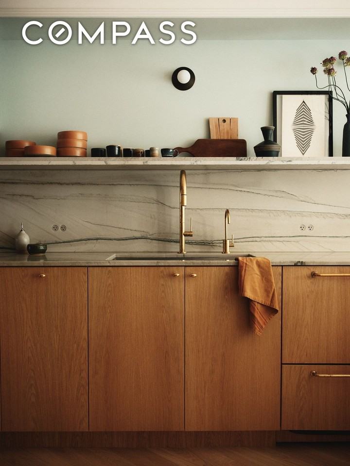 366 6th Ave #TH - Photo 5 of 20