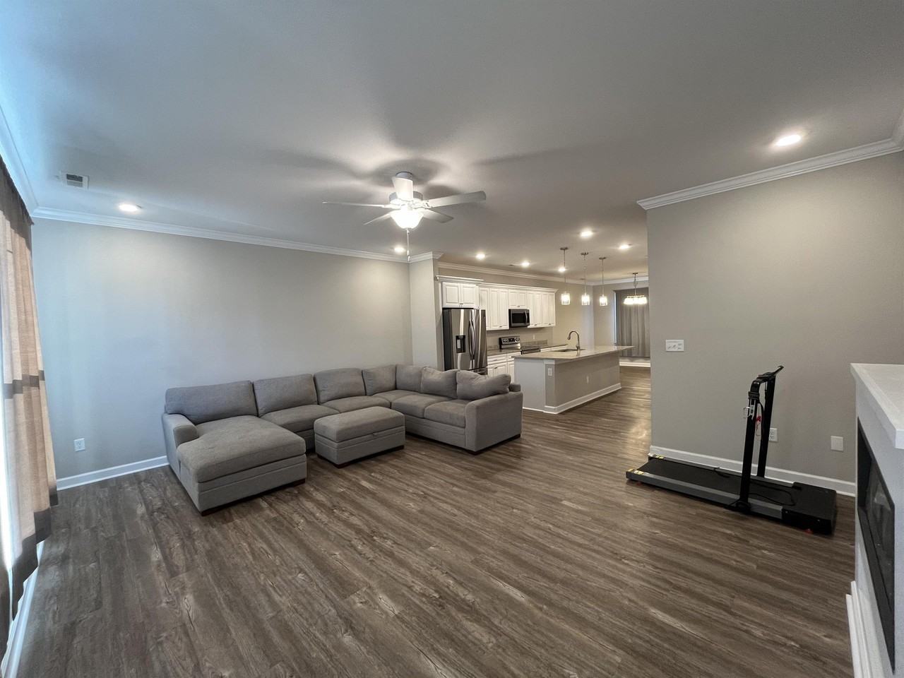 8514 Chesapeake Blvd #1 - Photo 4 of 24