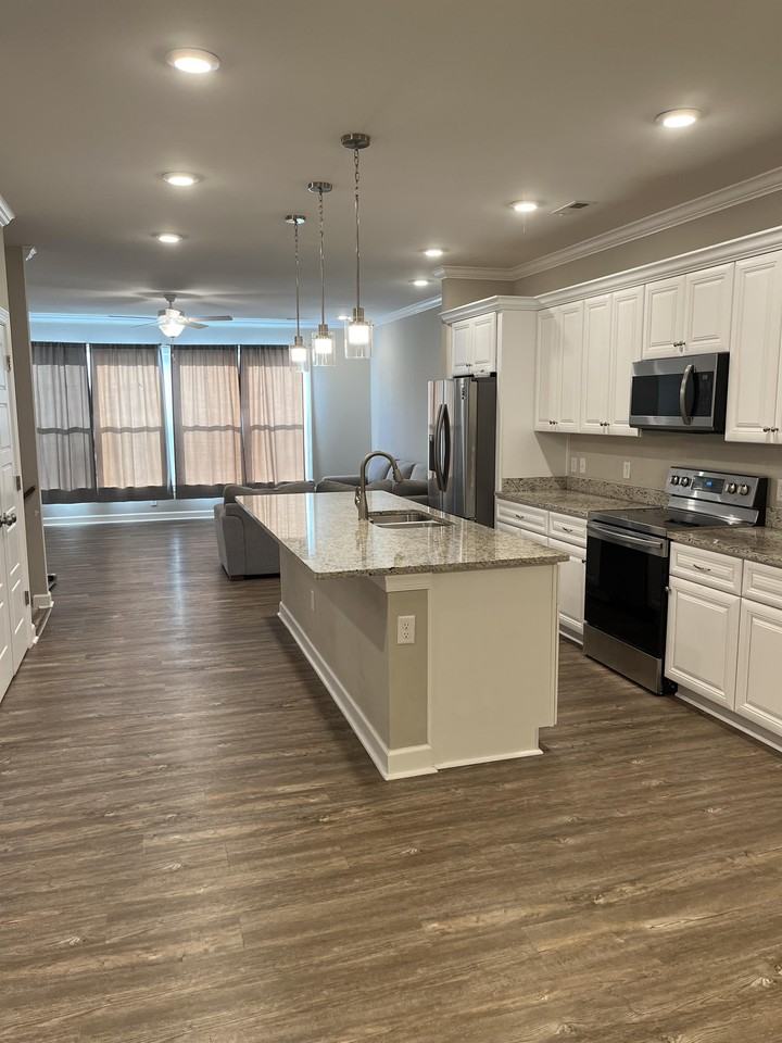 8514 Chesapeake Blvd #1 - Photo 6 of 24