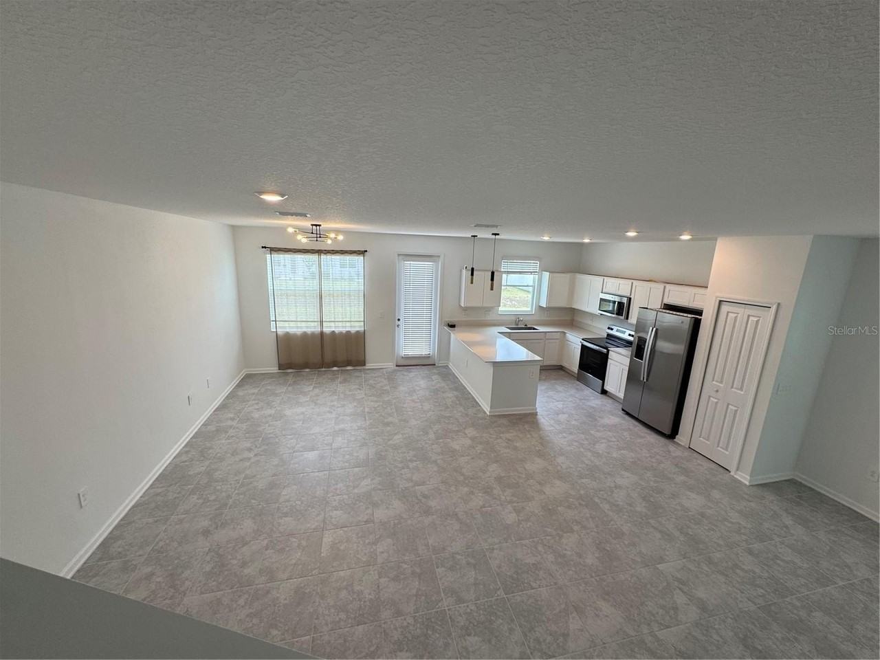 297 Bogey Dr - Photo 2 of 21