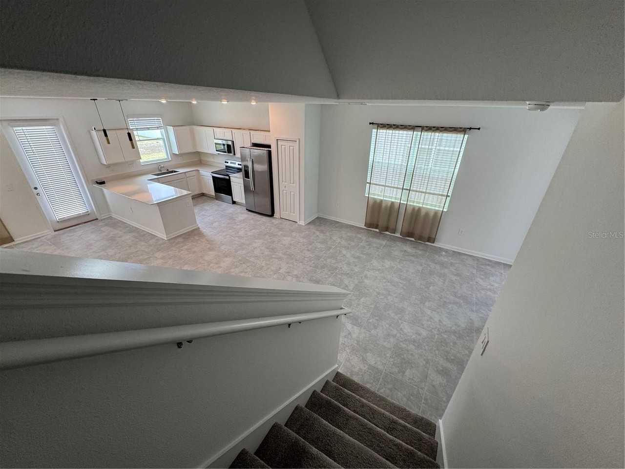 297 Bogey Dr - Photo 5 of 21