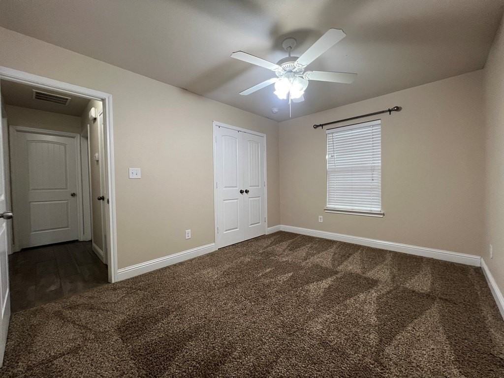 9914 Rainbow Dr - Photo 7 of 7