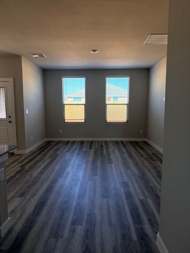 6418 Patrick Clay Dr - Photo 4 of 9
