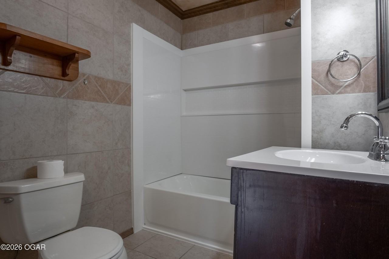 3117 S Wall Ave - Photo 5 of 13