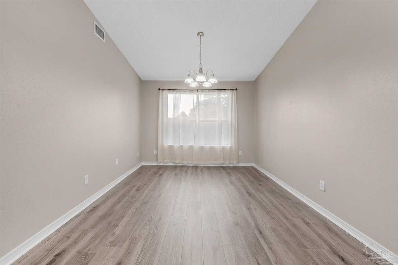 2227 Parker Place Ct - Photo 6 of 36