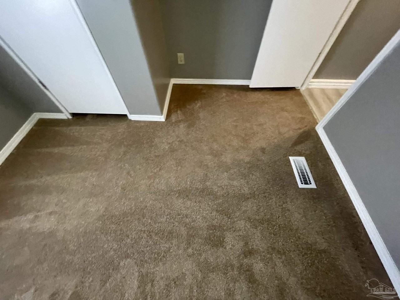 8103 N Palafox St #6 - Photo 4 of 10