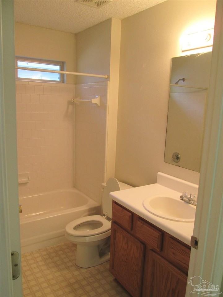 4064 Glenway Dr - Photo 5 of 7