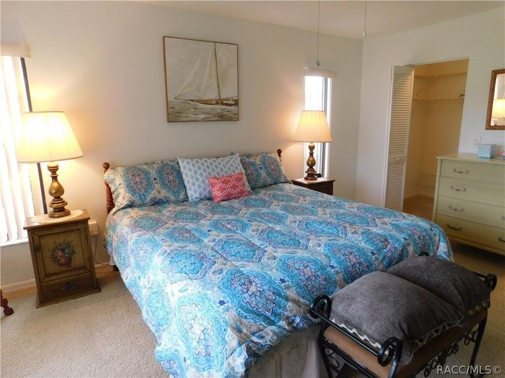 741 E Hartford St - Photo 4 of 15