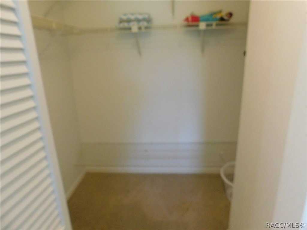 741 E Hartford St - Photo 6 of 15