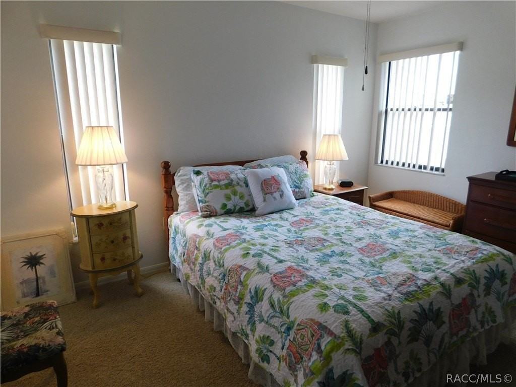 741 E Hartford St - Photo 7 of 15