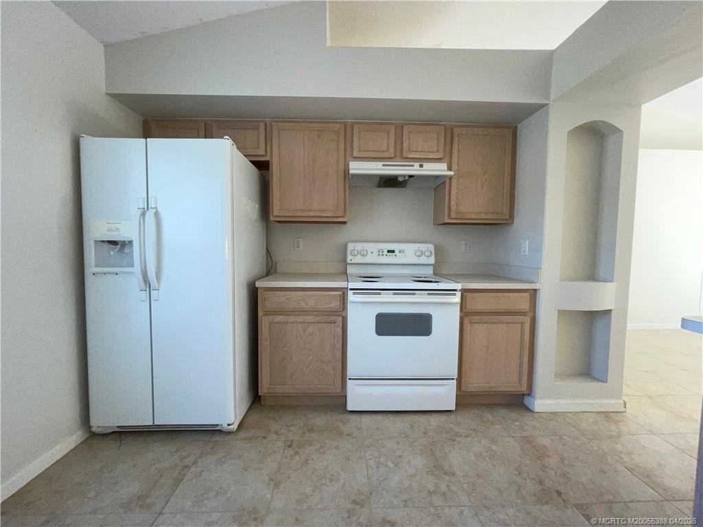 456 Sw Prado Ave - Photo 7 of 18