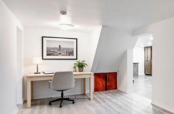 173 Rathburn Road - Photo 6 of 16