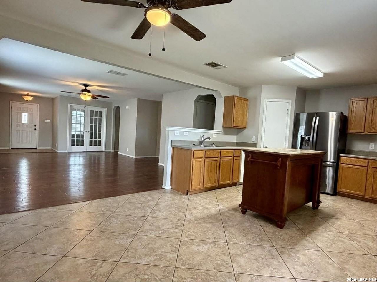 241 Jordan Pl - Photo 7 of 15