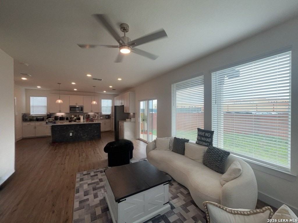 9531 Stillwater Pass - Photo 6 of 50