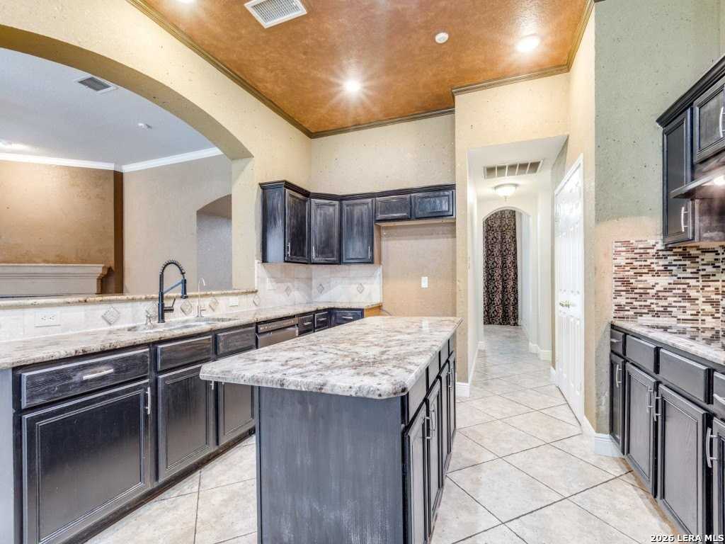 13526 Barsan Rd - Photo 5 of 12