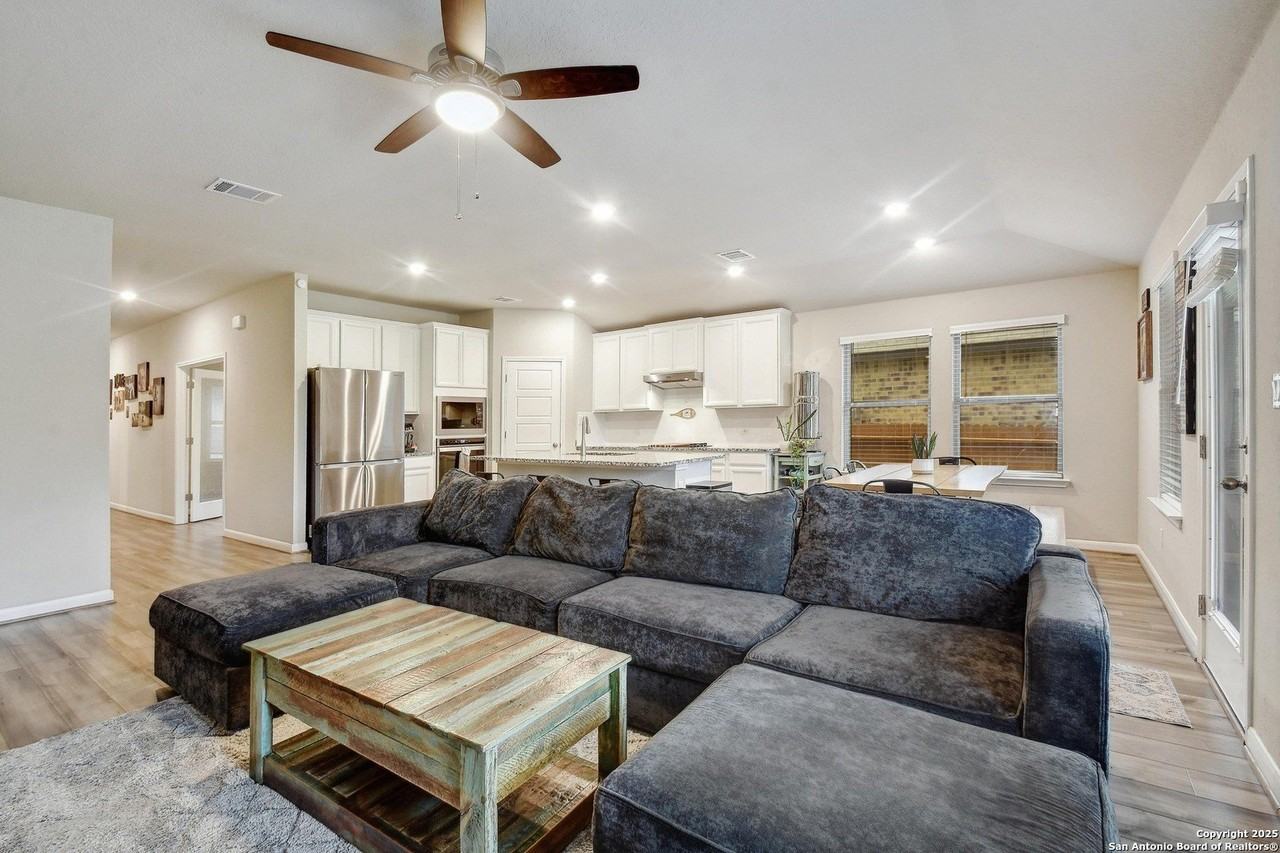 3053 Casillero St - Photo 6 of 31