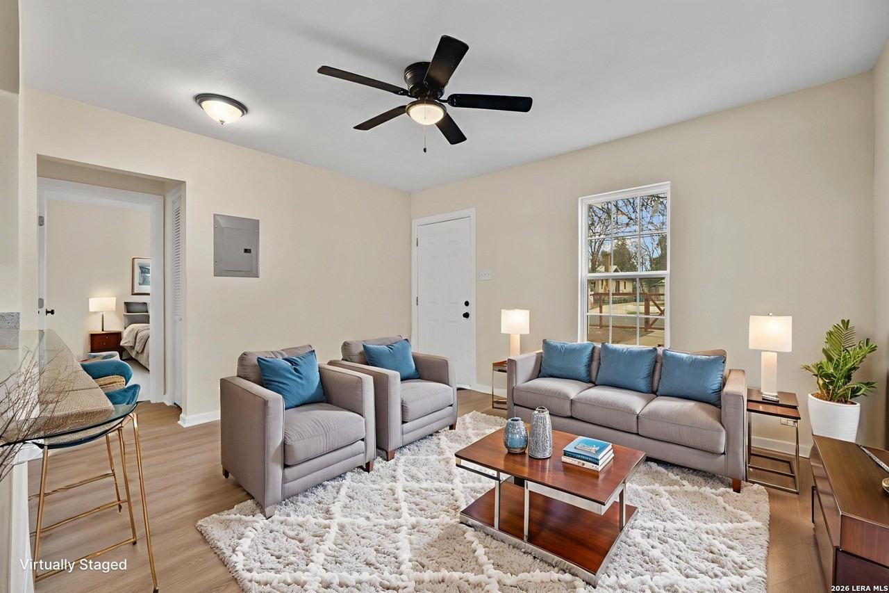 2619 E Houston St - Photo 7 of 18