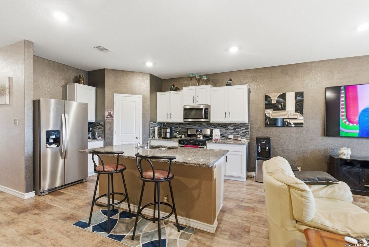 5515 Stormie Keep - Photo 4 of 25