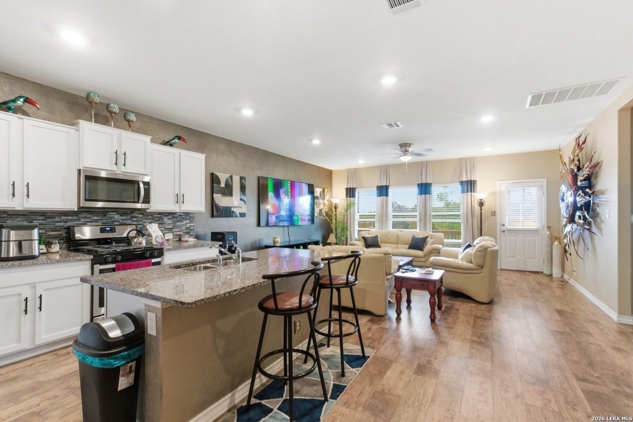 5515 Stormie Keep - Photo 5 of 25