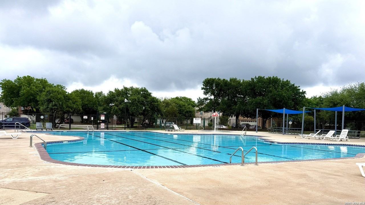 11218 Acuff Sta - Photo 2 of 23