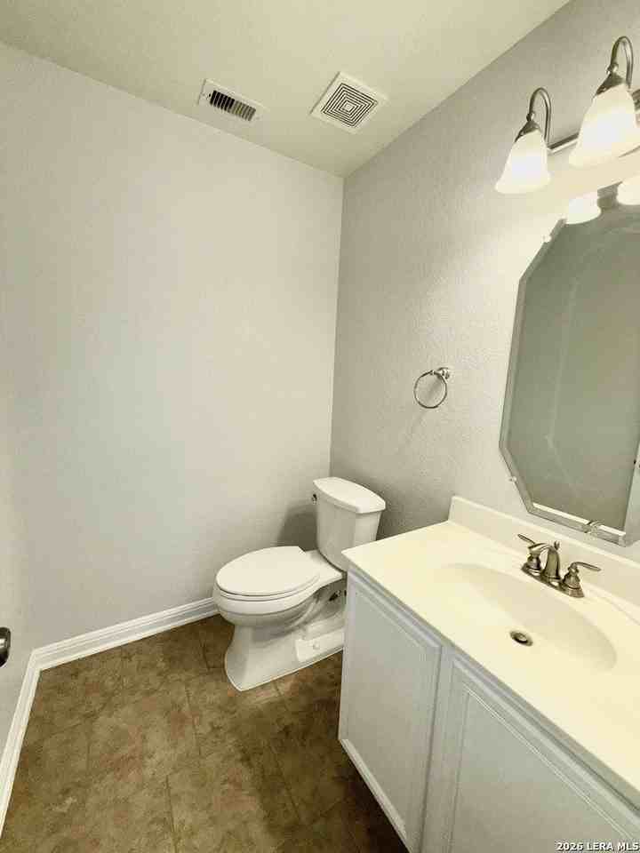 11218 Acuff Sta - Photo 6 of 23