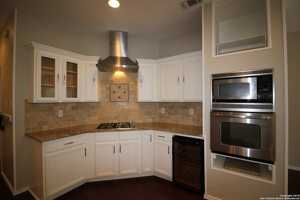 featured image of 12802 Aqua Vly