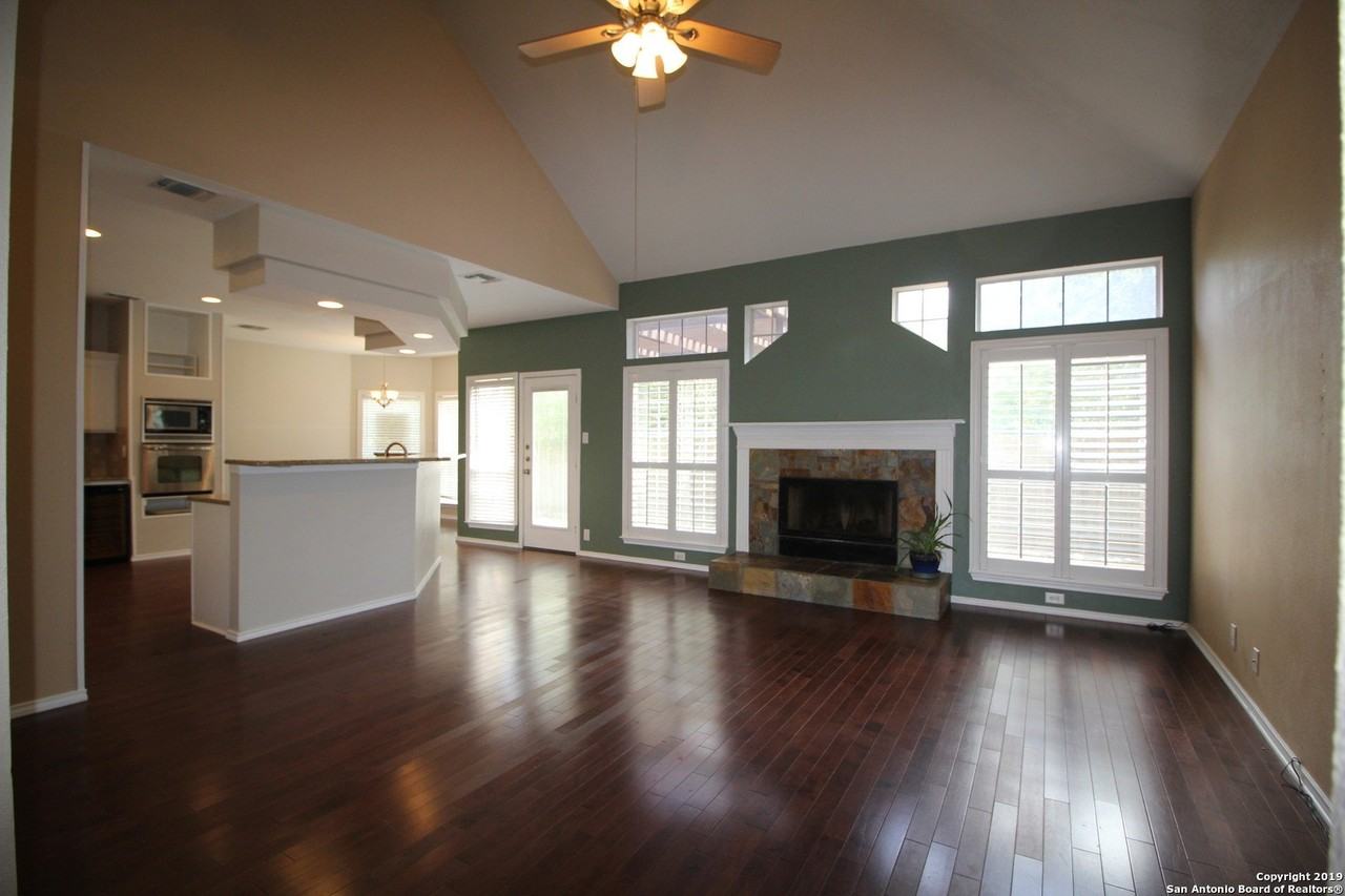 12802 Aqua Vly - Photo 3 of 18