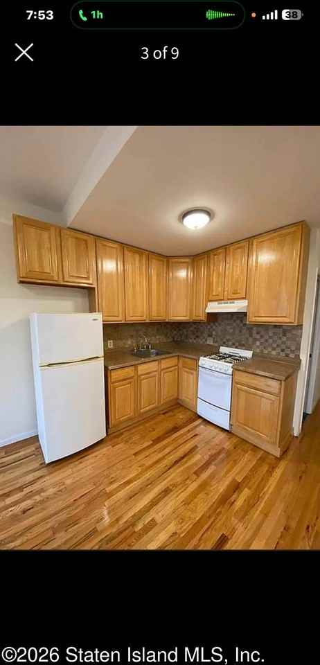 273 Van Brunt St #3 - Photo 2 of 7