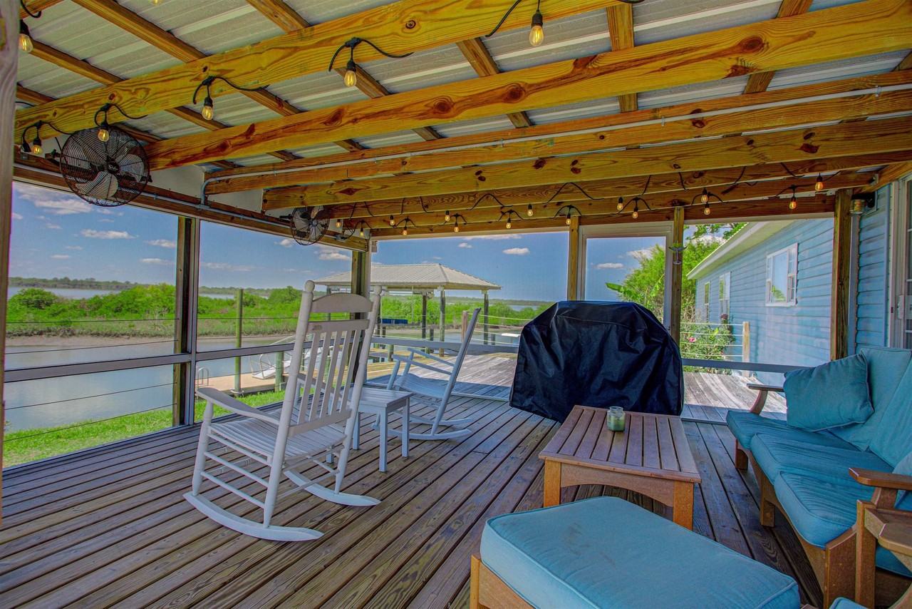 6347 Salado Rd - Photo 3 of 40