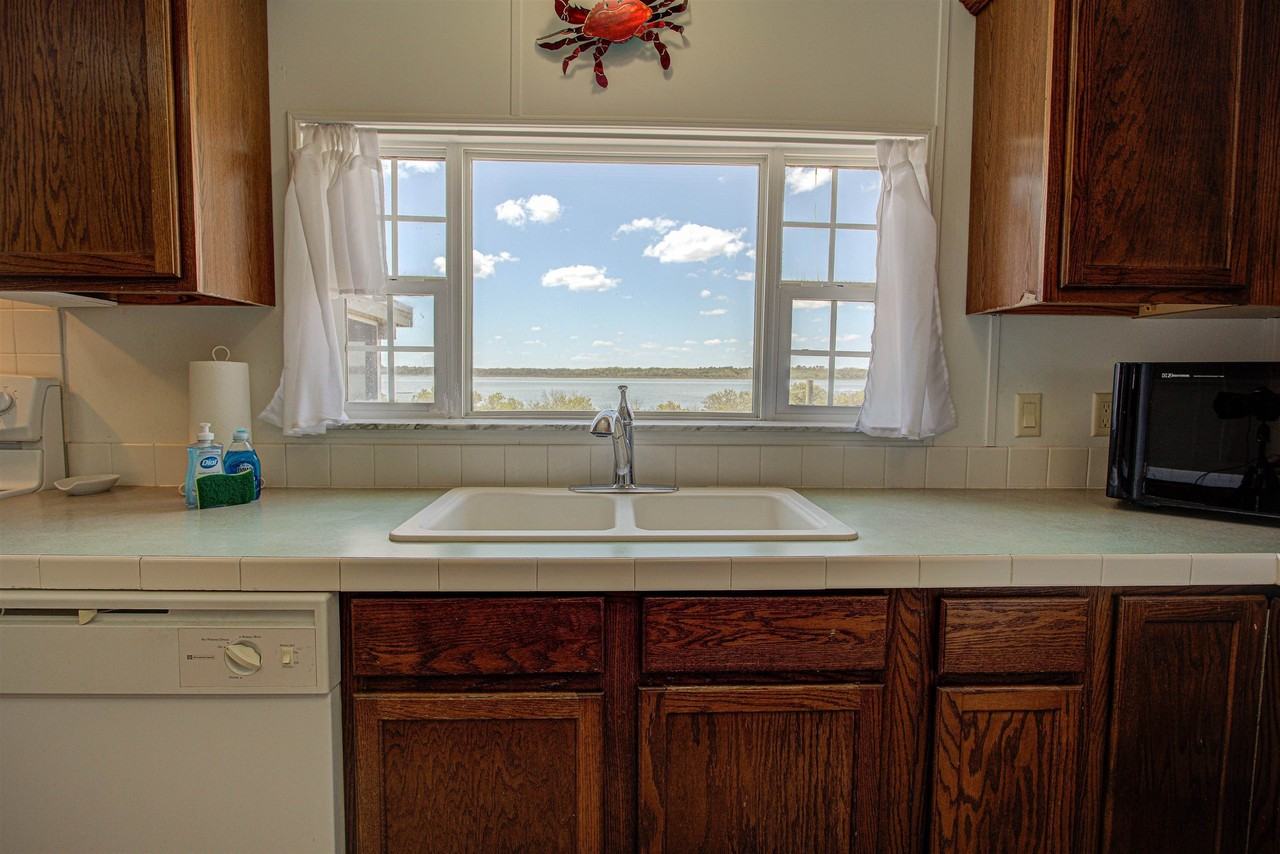 6347 Salado Rd - Photo 7 of 40