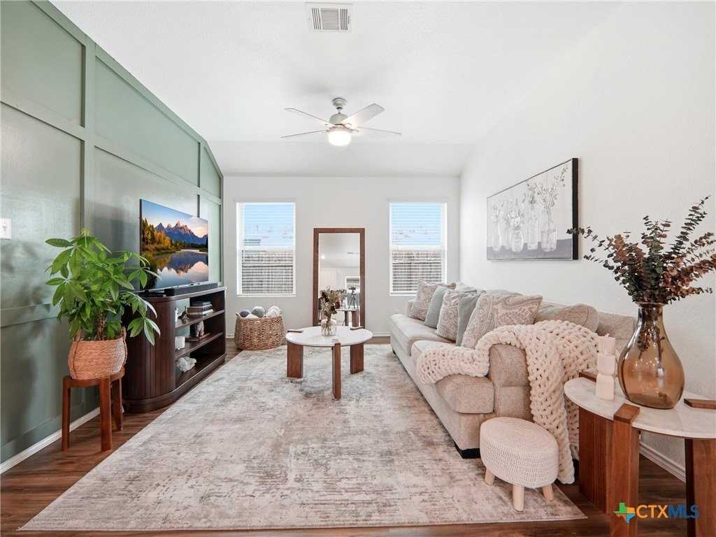 21412 Wilmiller Ln - Photo 5 of 36