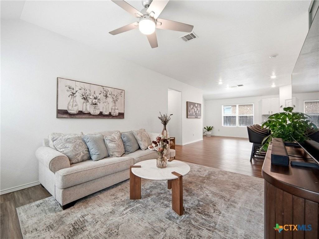 21412 Wilmiller Ln - Photo 6 of 36