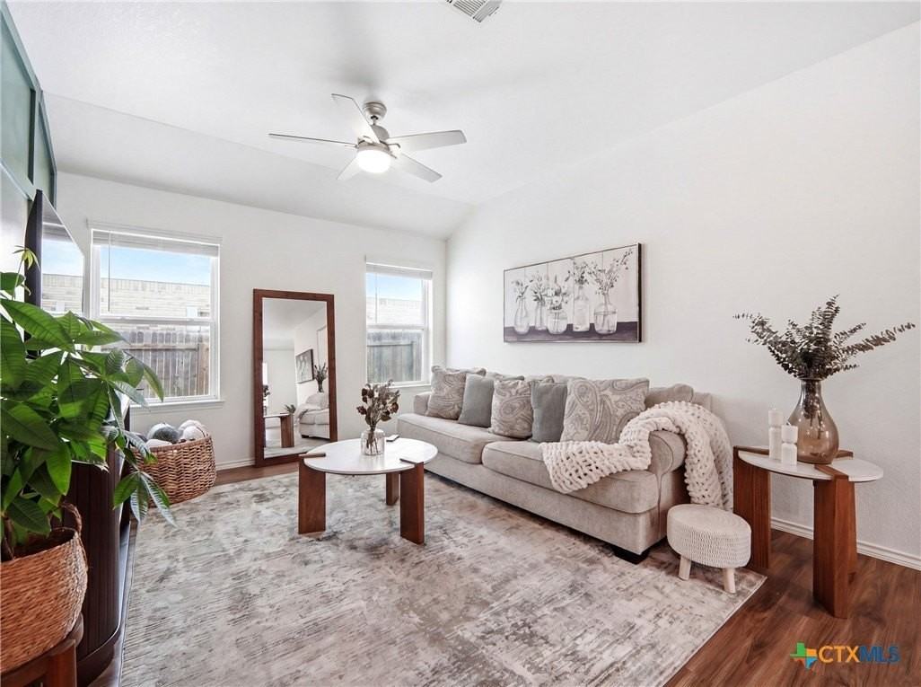 21412 Wilmiller Ln - Photo 7 of 36