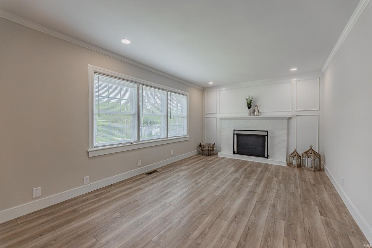 1710 Russell Ave - Photo 4 of 30