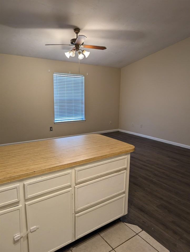 2035 Continental Ave - Photo 2 of 9