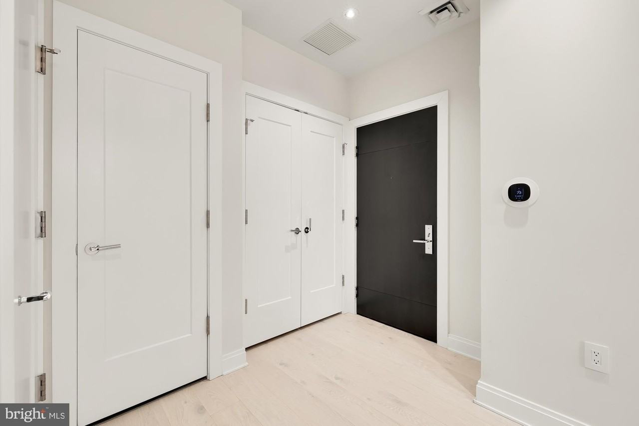 1427 Rhode Island Ave Nw #402 - Photo 3 of 21