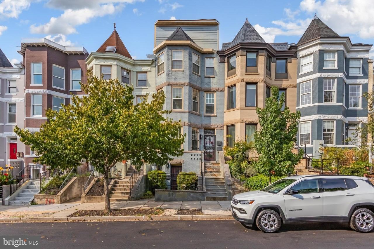 26 T St Ne #A - Photo 2 of 18