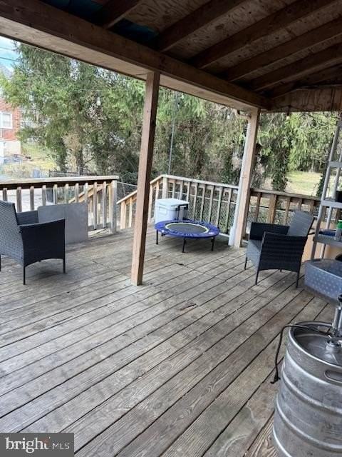 214 Burke Ave - Photo 2 of 4