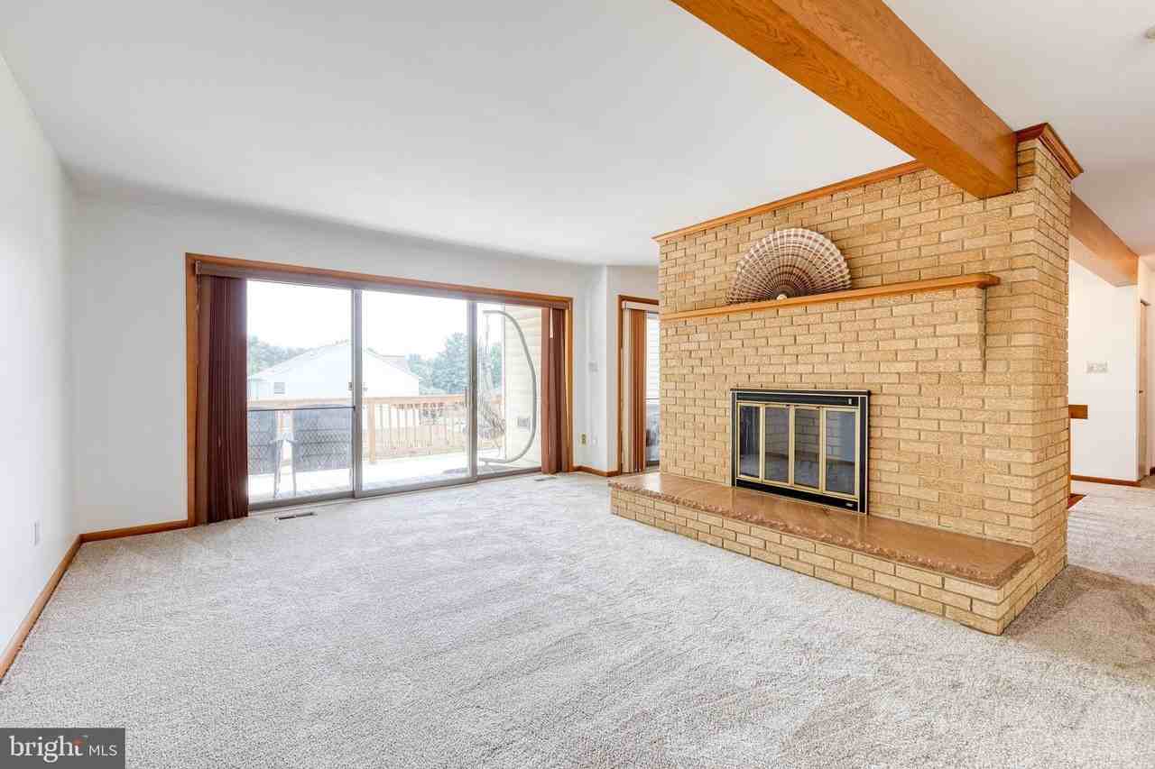 18 Byway Rd - Photo 7 of 42